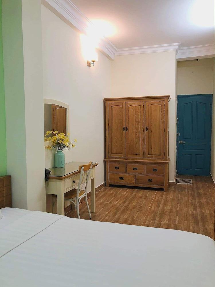 Готель Cozy House 140 Хошимін Екстер'єр фото